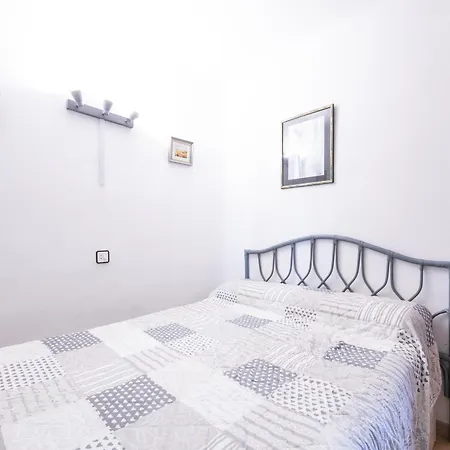 Ref. Mas Oliva 3: Con Piscina Y Aire Acondicionado - Es-325-37 *